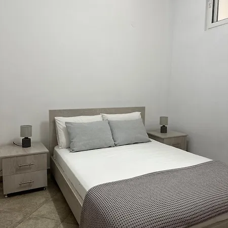 Neoria Apartment